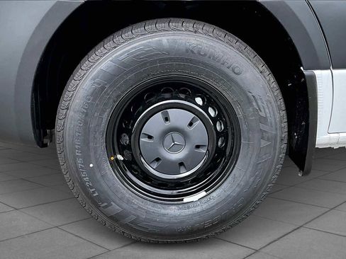 New 2025 Mercedes-Benz Sprinter 2500 image 16