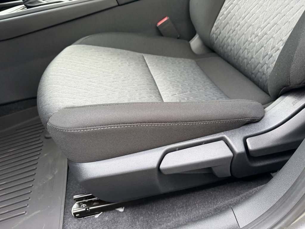 New 2026 Nissan Sentra SR w/ SR Premium Package FWD image 13