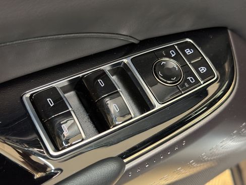 Used 2024 Cadillac Lyriq Tech AWD/4WD image 14