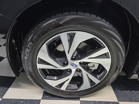 Certified 2025 Subaru Legacy Premium image 21