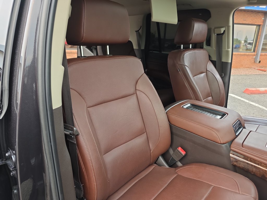 Used 2018 Chevrolet Tahoe Premier AWD/4WD image 35