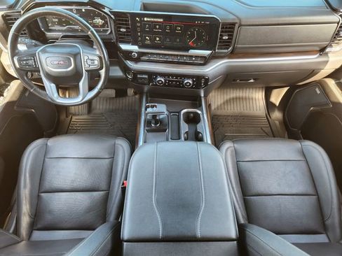 Certified 2023 GMC Sierra 1500 SLT image 25