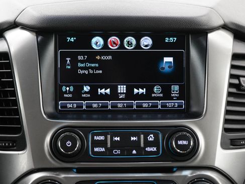 Used 2017 Chevrolet Suburban LT AWD/4WD image 17