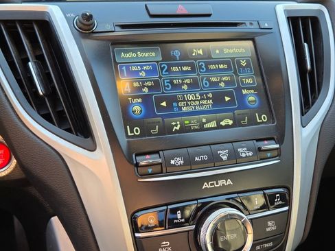 Used 2017 Acura TLX w/ Technology Package FWD image 31