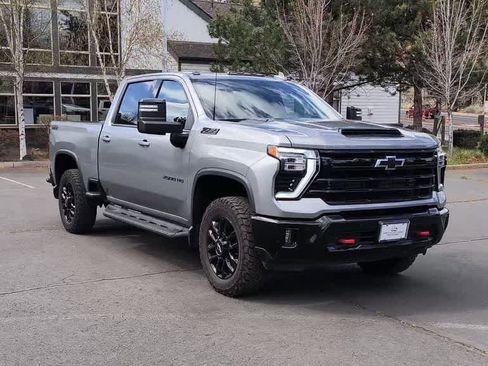 Used 2025 Chevrolet Silverado 2500 LTZ w/ Trail Boss Package image 3