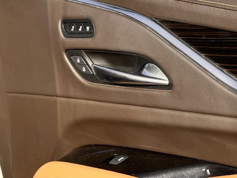 Used 2021 Cadillac Escalade ESV Premium Luxury w/ Driver Assist Tech Package image 30