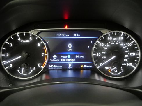 Used 2025 Nissan Altima 2.5 SV FWD image 14