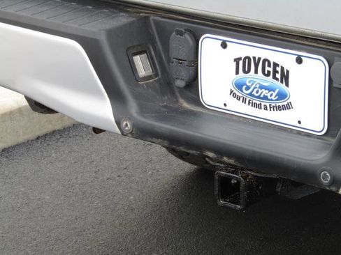 Used 2016 Ford F150 XLT w/ Equipment Group 302A Luxury image 5