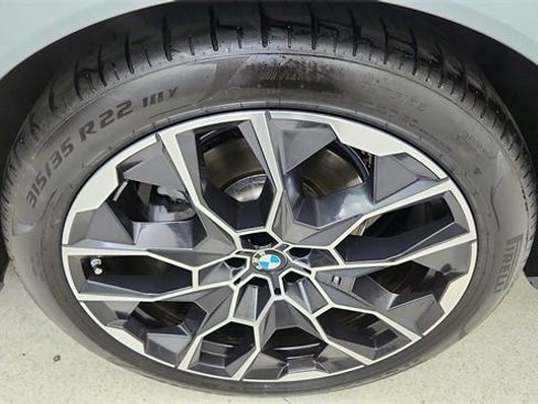 Used 2025 BMW X7 xDrive40i w/ M Sport Package image 62