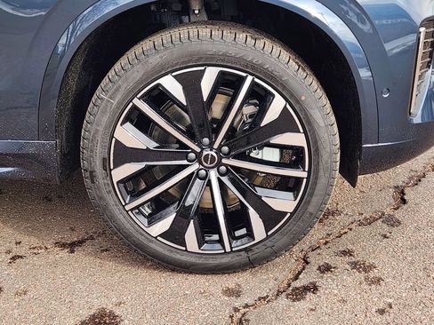 New 2026 Volvo XC90 T8 Ultra w/ Protection Package Premier image 29