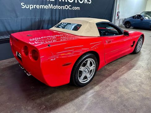 Used 1998 Chevrolet Corvette Convertible w/ Memory Pkg image 5