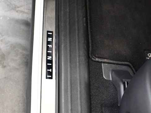 Used 2020 INFINITI QX60 Signature Edition image 9