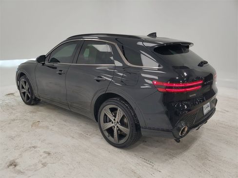 Used 2023 Genesis GV70 2.5T w/ Sport Prestige Package image 5