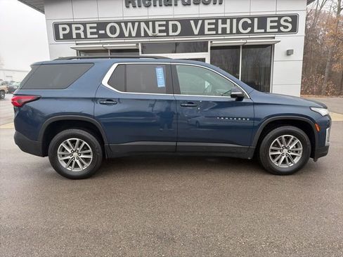 Certified 2023 Chevrolet Traverse LT image 2