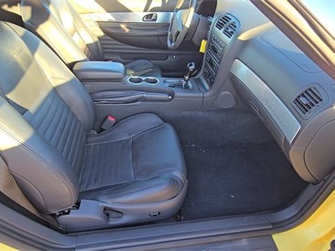 Used 2002 Ford Thunderbird image 23
