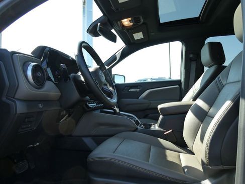 Certified 2025 Chevrolet Colorado ZR2 w/ Technology Package AWD/4WD image 23