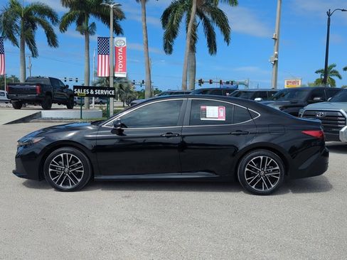 Used 2026 Toyota Camry XLE FWD image 8