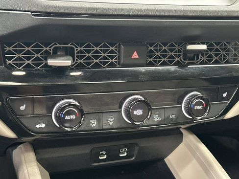 Used 2024 Honda Accord EX-L image 25