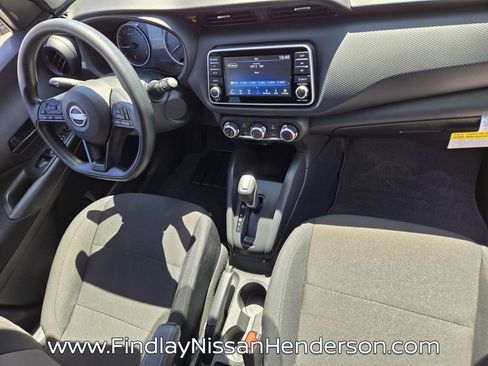 Used 2025 Nissan Kicks Play S FWD image 17