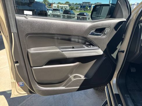 Used 2021 Chevrolet Colorado ZR2 AWD/4WD image 10