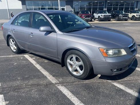 Used 2008 Hyundai Sonata SE FWD image 1