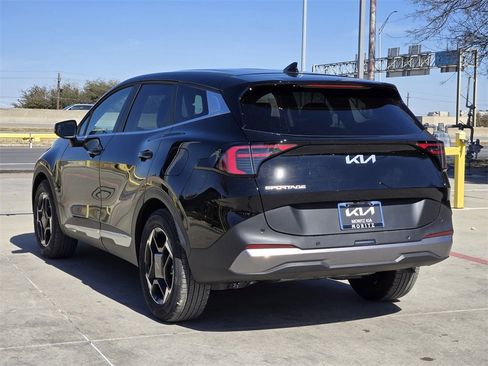 New 2026 Kia Sportage EX image 3