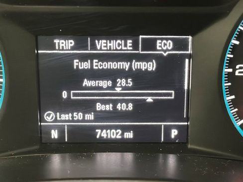 Used 2018 Chevrolet Equinox LT image 12