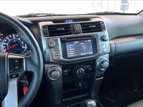 Used 2019 Toyota 4Runner SR5 Premium image 6