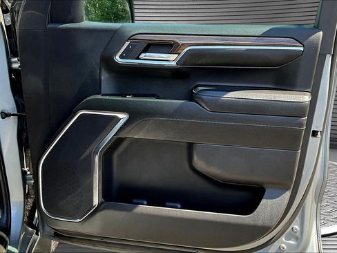 Used 2024 Chevrolet Silverado 1500 LT AWD/4WD image 20