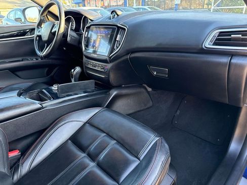 Used 2017 Maserati Ghibli S image 13