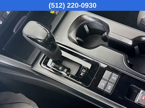 Used 2026 Subaru Outback Premium AWD/4WD image 21