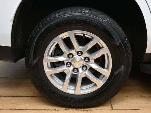 Used 2021 Chevrolet Tahoe LS AWD/4WD image 12