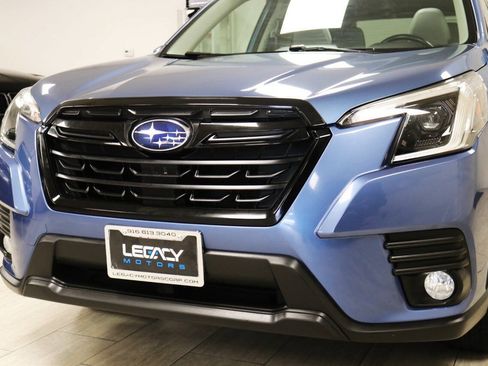 Used 2022 Subaru Forester Premium AWD/4WD image 89