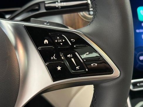 New 2026 Mercedes-Benz GLC 300 4MATIC image 11