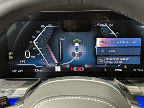 Used 2025 BMW i7 eDrive50 w/ M Sport Package image 31