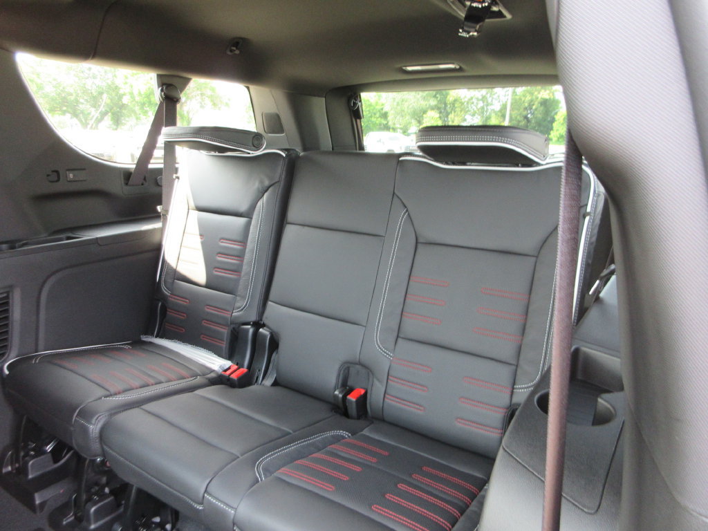 New 2026 GMC Yukon XL AT4 Ultimate AWD/4WD image 11