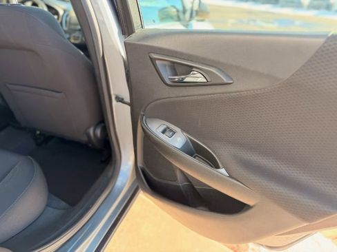Used 2023 Chevrolet Malibu LT FWD image 16