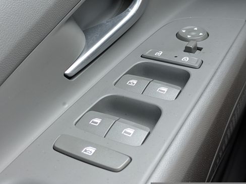 Certified 2023 Hyundai Elantra SEL w/ Convenience Package FWD image 22