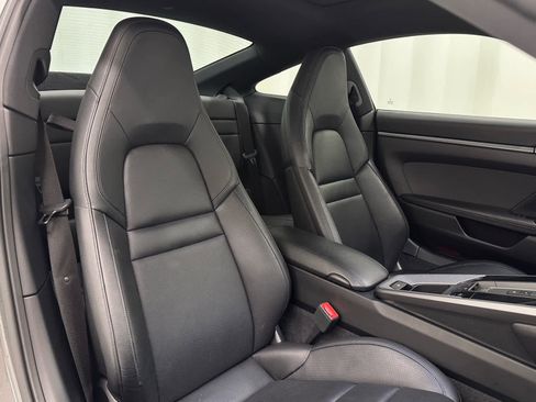 Used 2020 Porsche 911 Carrera image 16
