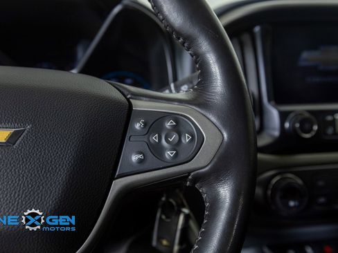 Used 2020 Chevrolet Colorado Z71 AWD/4WD image 15
