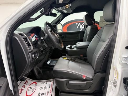 New 2026 RAM 2500 Tradesman w/ Chrome Appearance Group image 10