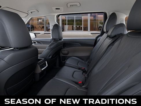 New 2026 Kia Carnival image 18