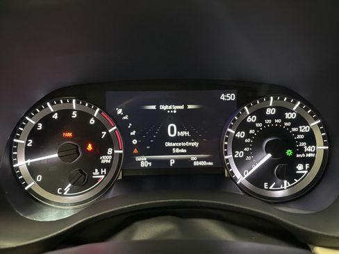 Used 2023 Toyota Highlander XLE AWD/4WD image 21