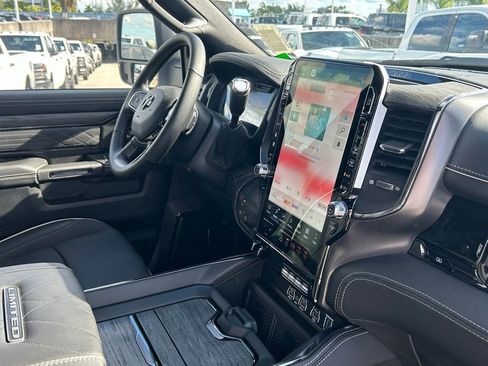 New 2025 RAM 3500 Limited image 34