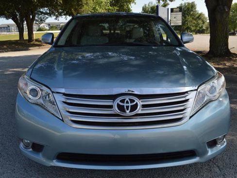 Used 2011 Toyota Avalon Limited FWD image 9