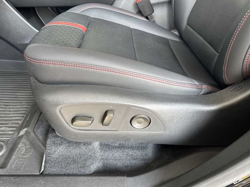 Certified 2024 Chevrolet Traverse RS w/ LPO, Floor Liner Package AWD/4WD image 14