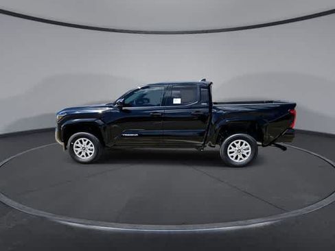 Used 2026 Toyota Tacoma SR5 RWD image 5