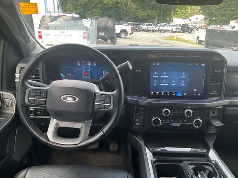 Used 2024 Ford F250 Lariat w/ Chrome Package AWD/4WD image 21