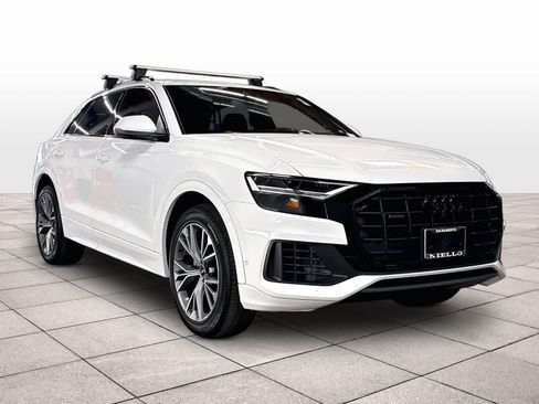Used 2021 Audi Q8 Premium w/ Black Optic Package AWD/4WD image 2