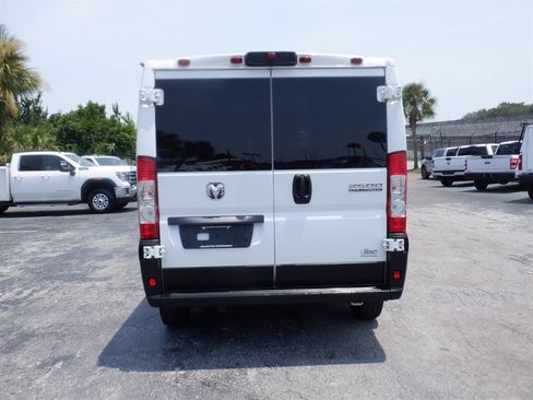 Used 2025 RAM ProMaster 2500 w/ U-Haul Equipment Group FWD image 4
